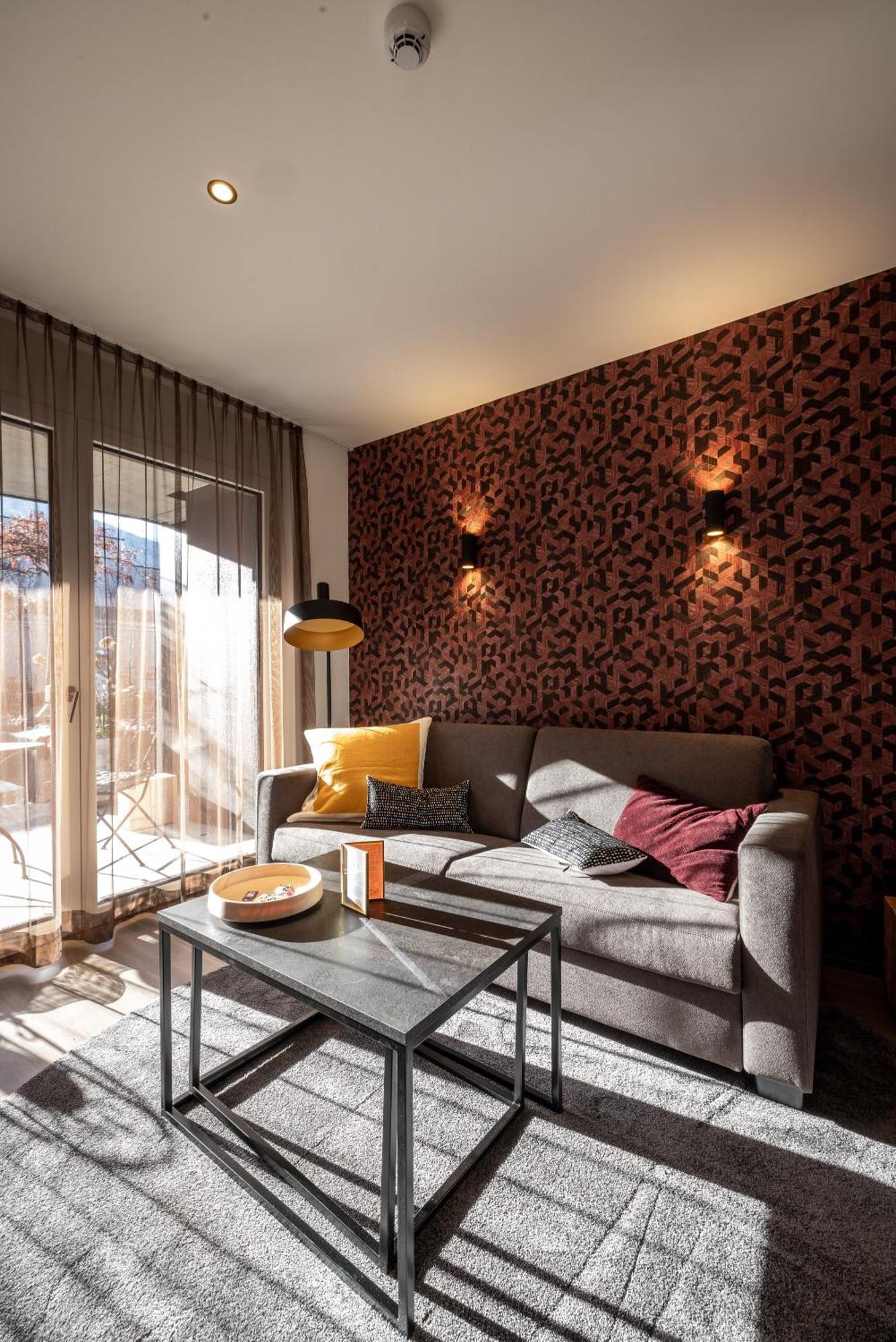 Alp Living Apartments Self-Check In Innsbruck Room photo